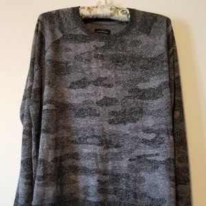 Lightweight sweatshirt